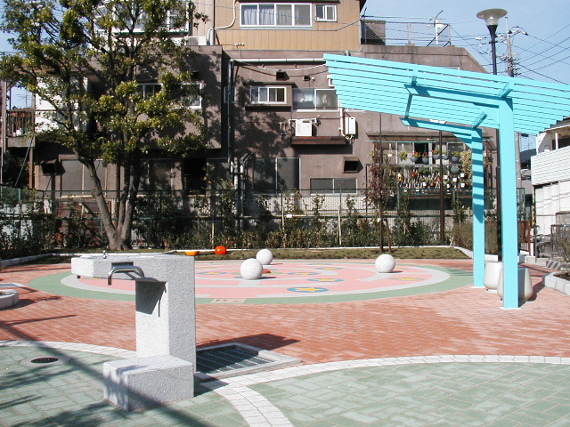 星の広場児童遊園新設工事の写真